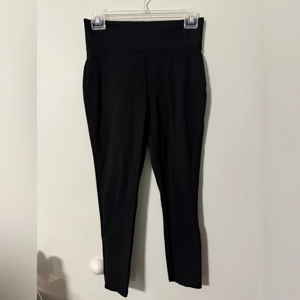 Kendall & Kylie Black Highwaisted Leggings - Picture 1 of 5
